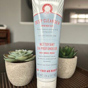 First Aid Beauty Deep Cleanser with Red Clay